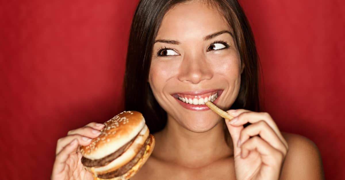 A Single Junk Food Meal Damages the Blood Vessels and the Brain about undefined