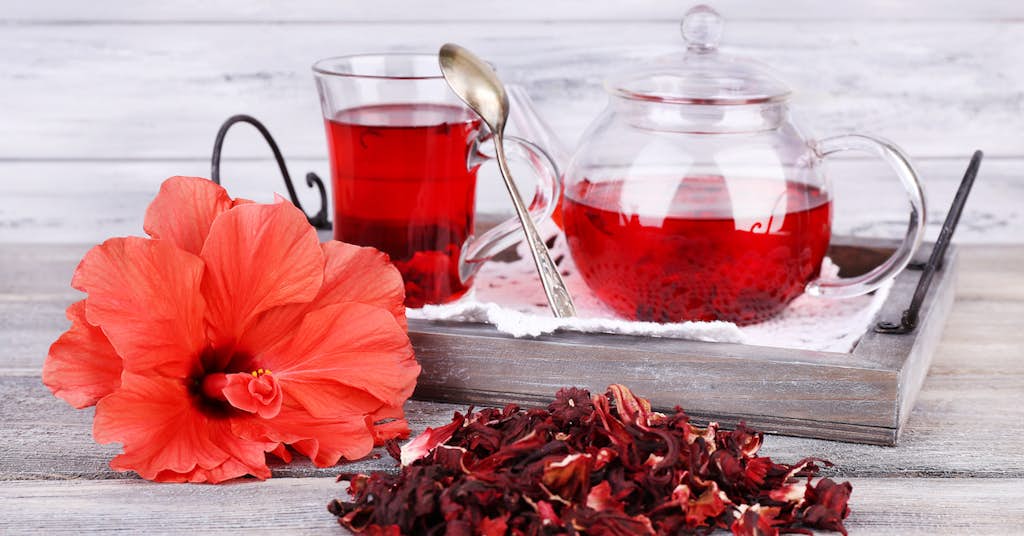 This Ruby-Red Tea Slows Alzheimer’s Disease about false